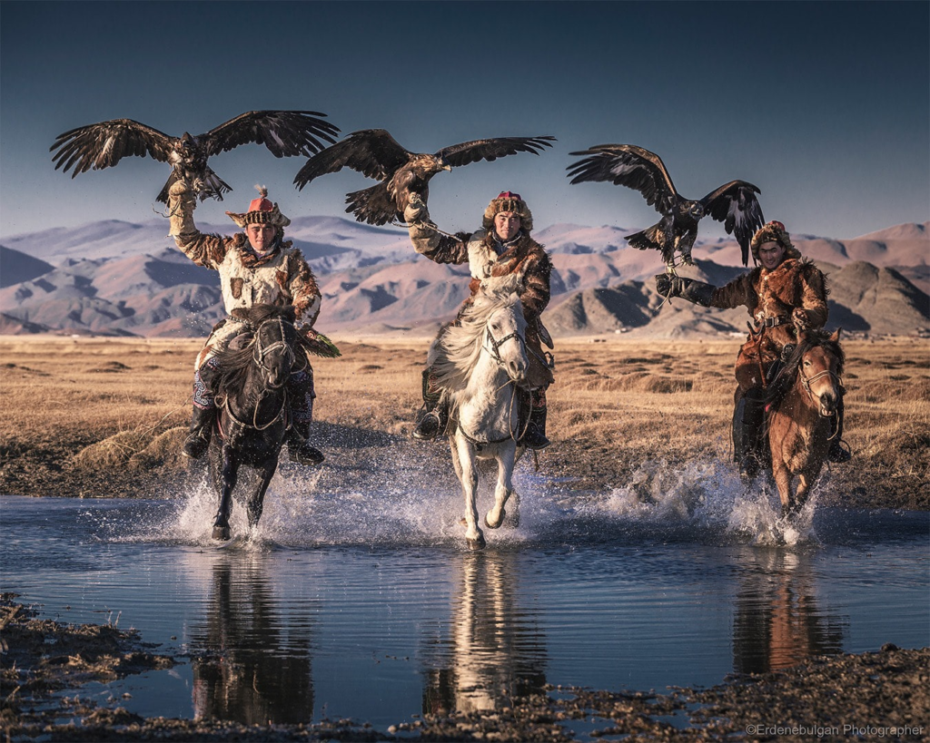 Mongolian Eagle Hunting