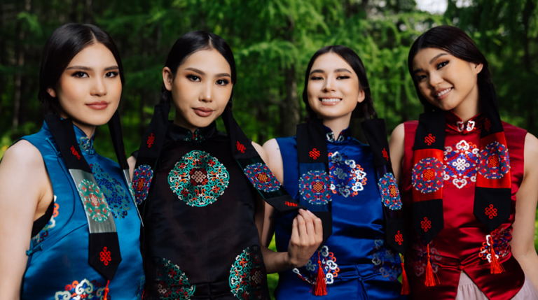 Mongolian Traditional Clothes: Symbols in Festive Attire