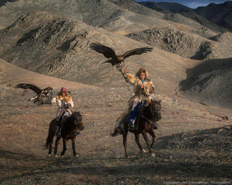 Mongolian Eagle Hunting: Empowering the Spirit of Tradition